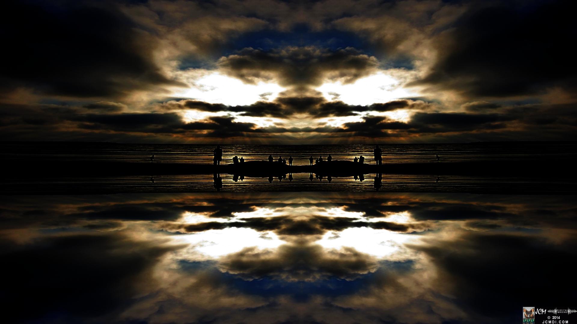 Quadroscopic still image frame from the JCMDI video V16641 Ventura Beach Cloudy Sunset